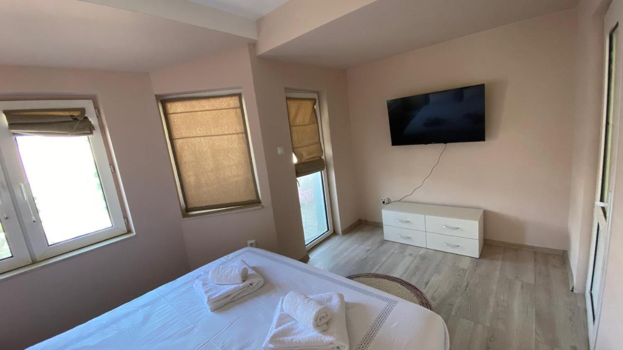 Centrally Located Apartment In וארנה מראה חיצוני תמונה