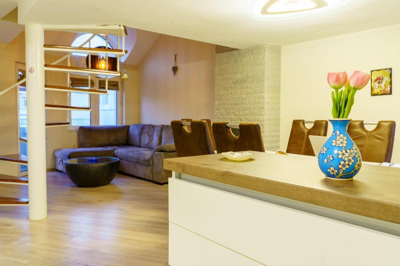 Centrally Located Apartment In וארנה מראה חיצוני תמונה