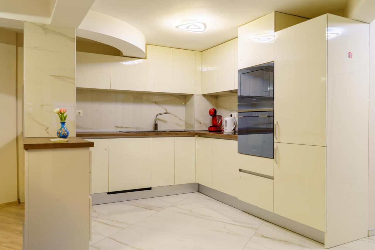 Centrally Located Apartment In וארנה מראה חיצוני תמונה
